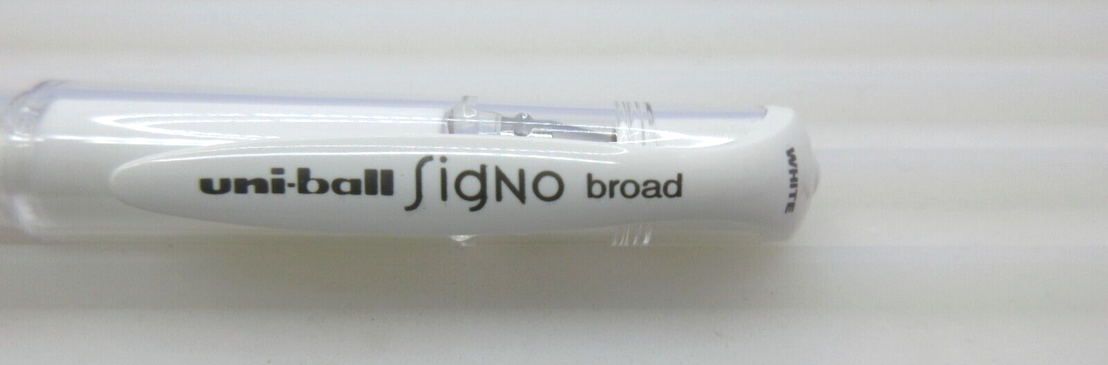 1 x WHITE Uni-ball Signo Gel Ink Rollerball Pen Broad 1mm UM153 UM153W