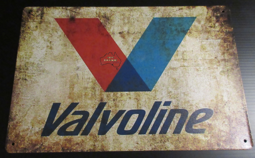 Valvoline Oil Logo Tin Sign with aged look new 30cm x 20cm