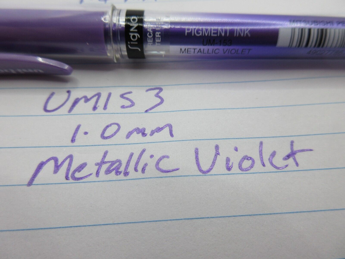 1 x UM153 SIGNO 1.0mm BROAD METALLIC VIOLET INK Uni-Ball Roller Ball Pens