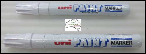 2 x WHITE Uni Paint PX20 Paint Marker 2.2-2.8mm Bullet Point PX20WH