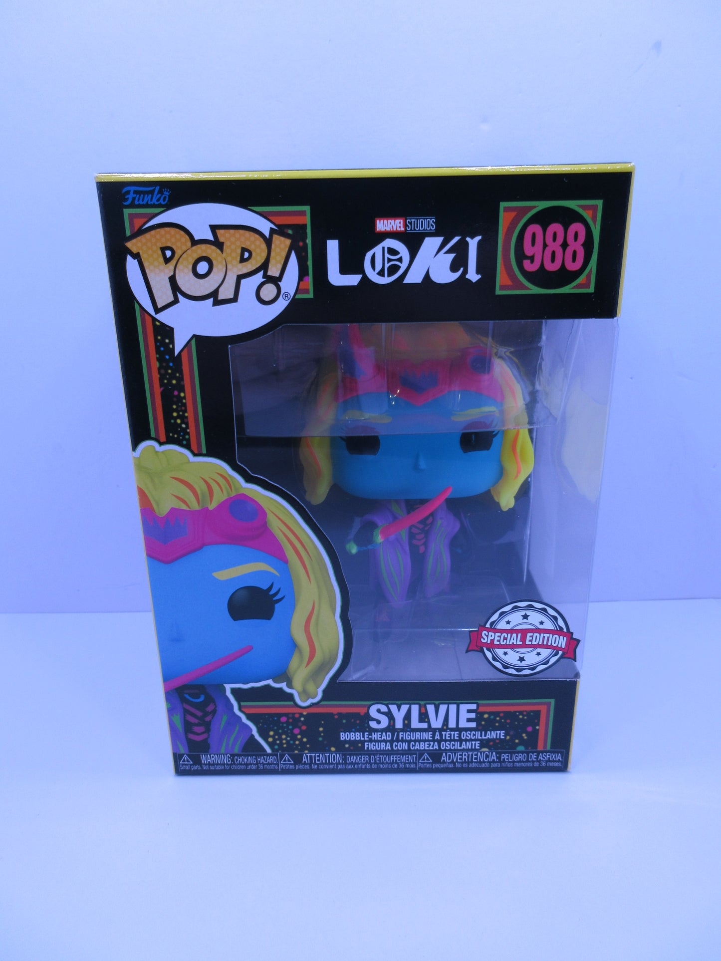 Marvel Funko Pop - Sylvie (Black Light) - Loki - No. 988 - Free Protector