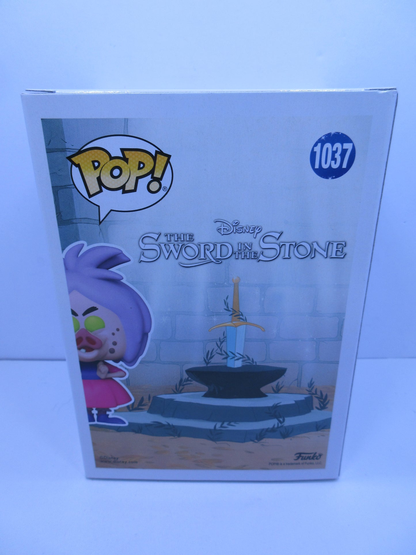 Disney - Sword in the Stone - Madam Mim #1037 Funko Pop Vinyl Wondrous Convention Exclusive 2021